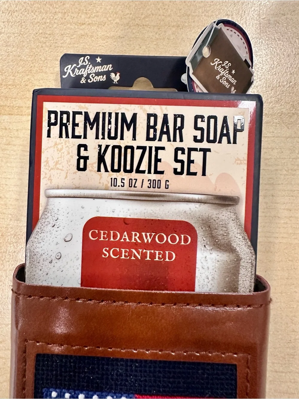NWT Golf Drink/Beer Koozie Set American Flag Needlepoint Novelty Gift Idea Soap